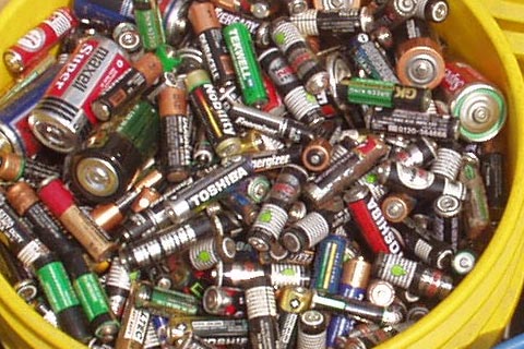 铅酸蓄电池回收厂家_电池回收后怎么利用_电池锂回收